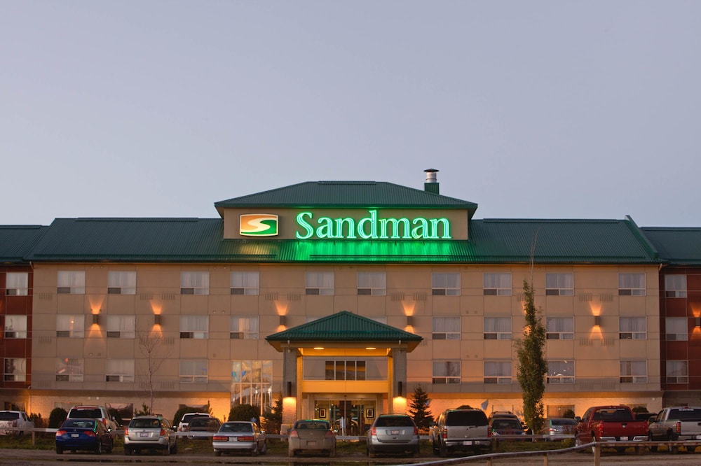 sandman hotel calgary downtown reviews
